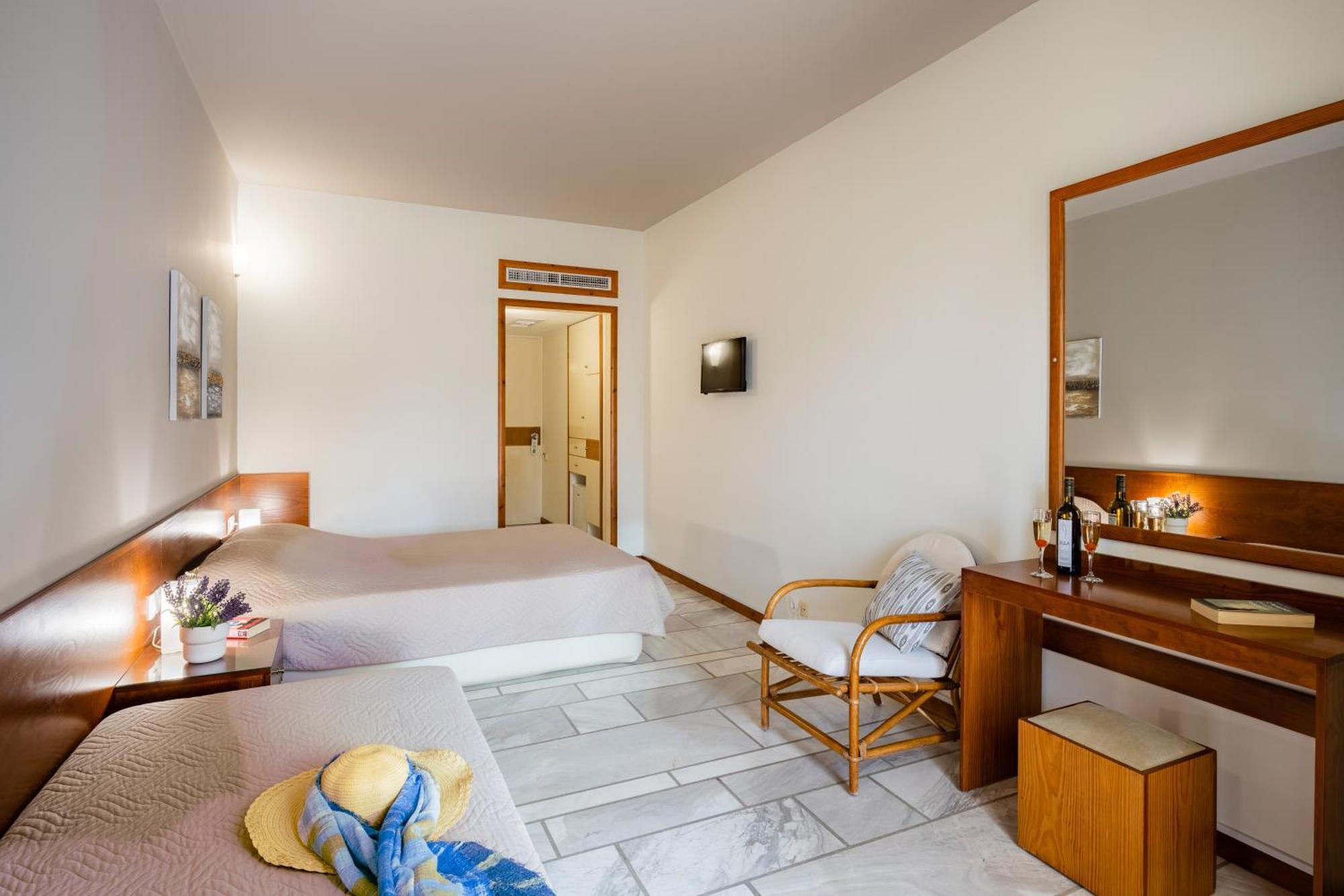 Hotel Pavlina Beach Ніфорейка Екстер'єр фото