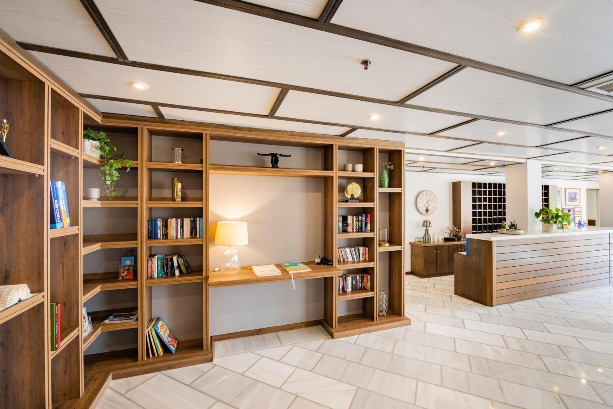 Hotel Pavlina Beach Ніфорейка Екстер'єр фото